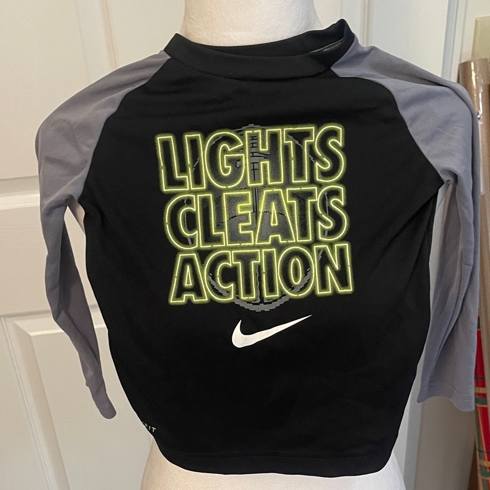 NIKE KIDS LONG SLEEVE DRIFIT T-SHIRT SZ 3T